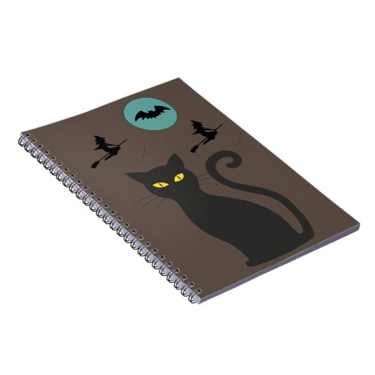 Notitieboek van zwarte kattenspiraal (Rechterzijde)