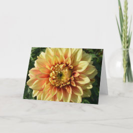 Notitiekaart met gele dahlia