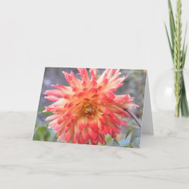 Notitiekaart met oranje dahlia