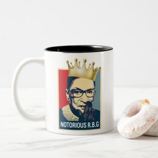 Notorious Rbg, Liberal Ruth Bader, Funny Ginsburg Tweekleurige Koffiemok (Met donut)