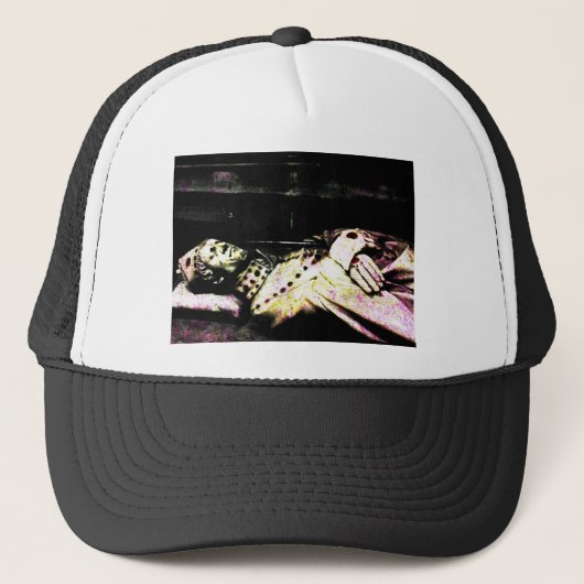 Notre Dame Statue Grunge Trucker Pet (Voorkant)