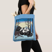 Notta Bear Cozy Winter Nap Newfoundland Puppy Tote Bag (Dichtbij)