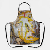 November bos: Gele bladeren onder de sneeuw Schort (Voorkant)