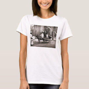 November Effigies, van 'Street Life in London', 1 T-shirt