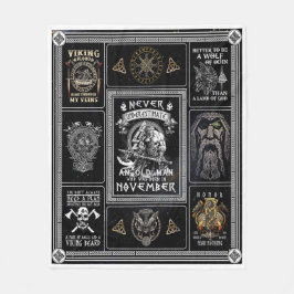 November Man Viking beter om een wolf van Odin te  Fleece Deken