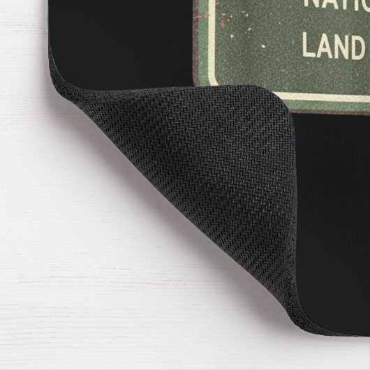 Now Entering I Wishabish Woods National Forest Lan Muismat (Hoek)