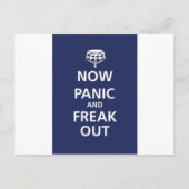 Now panic and freak out briefkaart (Voorkant)
