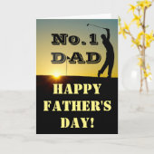 Nr. 1 Dad Golfer bij zonsondergang Vaderdag Kaart (Gele Bloem)