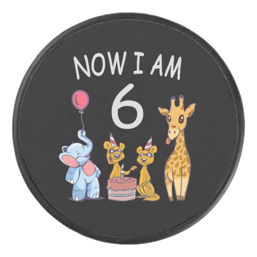 Nu ben ik 6 jaar op 6 oktober in de dierentuin hockey puck (Voorkant)