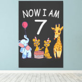 Nu ben ik 7 jaar op de zevende verjaardag van de d canvas afdruk (Insitu (Houten vloer))