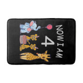 Nu ben ik vierjarige vierde verjaardag in de diere badmat (Voorkant)