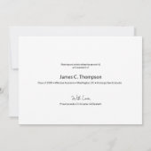 Nu en dan Afstuderen de blauwe kleuterjongen foto Aankondiging (Achterkant)