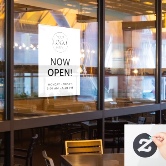 Nu geopend | Bedrijfsopeningstijden met logo Raamsticker (Restaurant Raam)