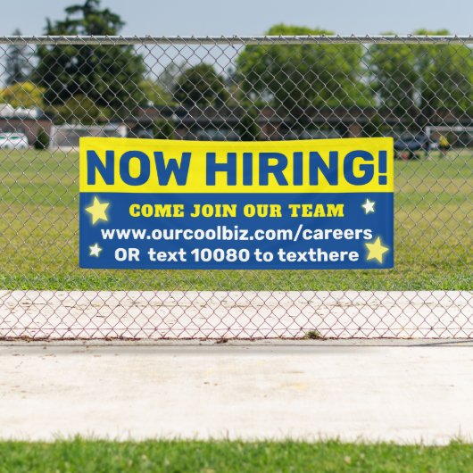 Nu het huren van hulp wilde zich bij ons teamwerkn spandoek (Insitu)