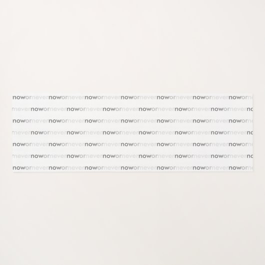 Nu of nooit verdwijnend citaat voor uitstelkrachte yogamat (Achterkant (horizontaal))