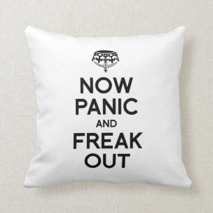 NU PANIC EN FREAK OUT KUSSEN