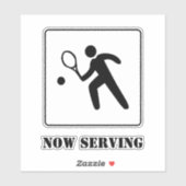 Nu Serving Tennisser Straatbord met tekst Sticker (Vel)