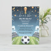 Nu Team Ball Pitch Fun Soccer Field Gender Reveal Kaart (Staand voorkant)