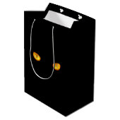 Nu ziet hij je zwarte kat medium cadeauzakje (Achterkant Gekanteld)