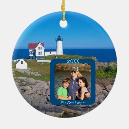 Nubble Lighthouse Familie Foto Kerstmis Keramisch Ornament (Achterkant)