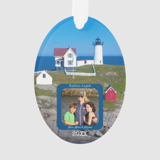 Nubble Lighthouse Familie Foto Kerstmis Ornament (achterkant)