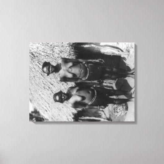 Nubische vrouwen staan voor de Hut Foto Canvas Afdruk (Voorkant)