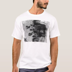 Nubische vrouwen staan voor de Hut Foto T-shirt