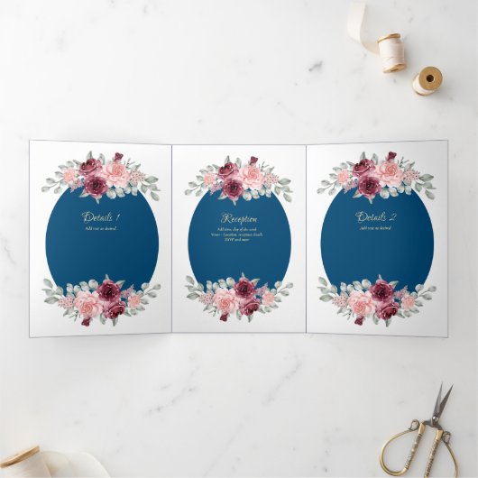 Nuestra Boda Burgundy Blue Floral Wedding Invite Drieluik Uitnodiging (Binnen)