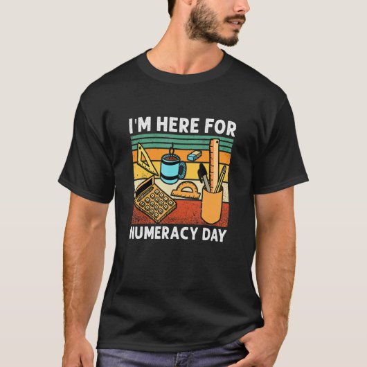 Number Learning calculator costume matc day Math O T-shirt (Voorkant)