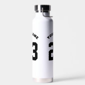 nummer 23, Aangepast nummer Waterfles (Links)