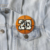 Nummer 28 Basketball Ronde Button 7,6 Cm (In situ)