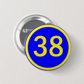 nummer 38 in een cirkel ronde button 5,7 cm (Voorkant /achterkant)