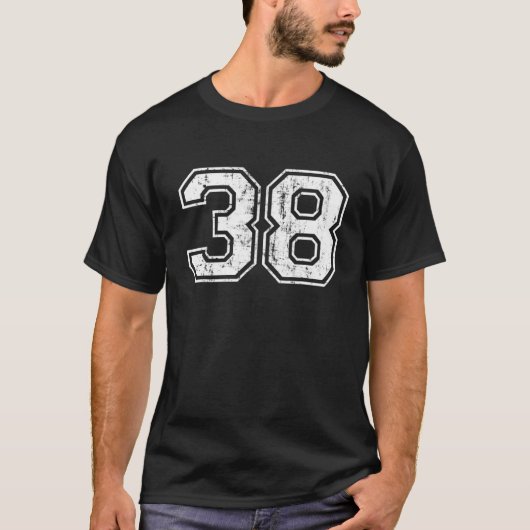 Nummer 38 Varsity Distsed Sportteam P T-shirt (Voorkant)