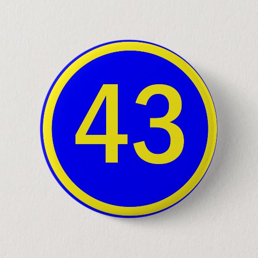 Nummer 43, in een cirkel ronde button 5,7 cm (Voorkant)