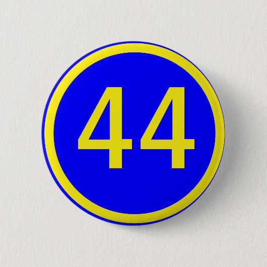 nummer, 44, in een cirkel ronde button 5,7 cm (Voorkant)