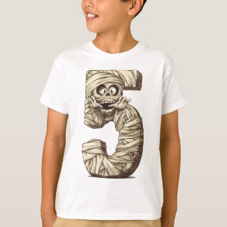 Nummer 5 Mummy Halloween Theme 5 Jaar Oude Kinder T-shirt