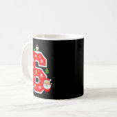 Nummer 6 67 Meme Koppel Pyjama Kerst Matchende Koffiemok (Voorkant links)