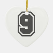 Nummer 9 keramisch ornament (Voorkant)