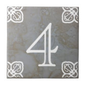 Nummer Tile - Spaans wit op kalksteen Tegeltje (Voorkant)