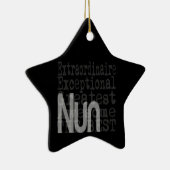 Nun Extraordinaire Keramisch Ornament (Rechts)