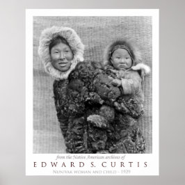 Nunivak Vrouw die kind vervoert Poster