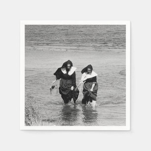 Nuns Clamming op Long Island Servet