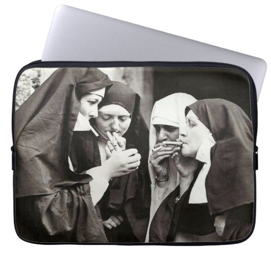 Nuns Roken  fotografie Laptop Sleeve (Voorkant)