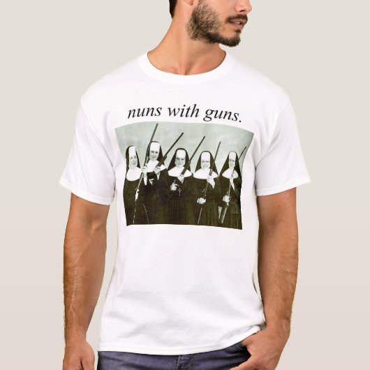Nuns with guns t-shirt (Voorkant)