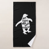 Nur ein Mädchen, dass Pinguine liebt Badhanddoek (Badhanddoek)