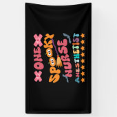 Nurse Anesthetist - Een spookachtige Nurse Anesthe Spandoek (Verticaal)