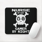 Nurse By Day Gamer By Night - Gaming Quote  Muismat (Met muis)