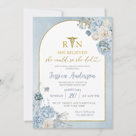 Nurse Dusty Blue Floral Afstuderen Kaart (Voorkant)