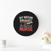 Nurse Funny Halloween Nursing Essential T-shirt_1 Grote Klok (Huis)