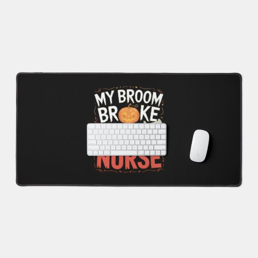 Nurse Funny Halloween Nursing Essential T-shirt Bureaumat (Keyboard & Muis)